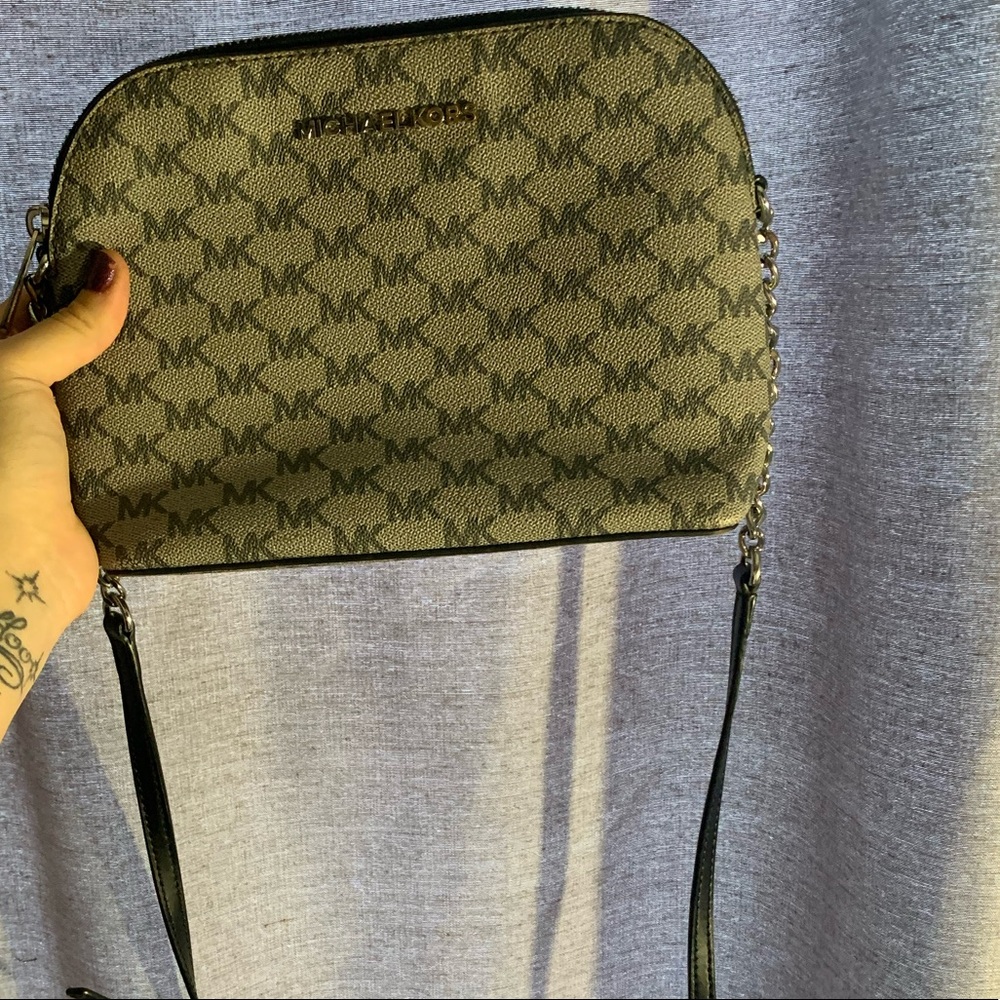 MK SHOULDER BAG